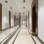 Premium Apartments With Free Parking & Balcony Mennica Residence